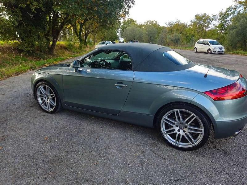Usata Audi TT Roadster Ambiente 250 CV (183 kW) 2007 Grigio Cabrio
