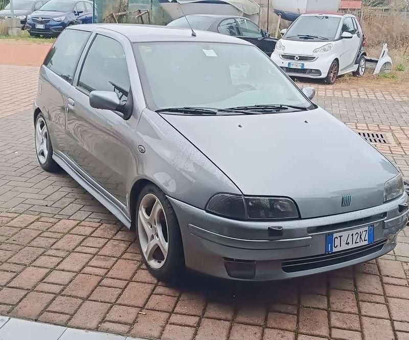 Usata Fiat Punto 133 CV (97 kW) 1995 Berlina