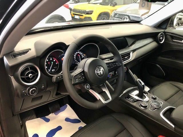 Usata Alfa Romeo Stelvio Super 201 CV (147 kW) 2021 Nero SUV