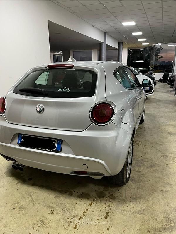 Usata Alfa Romeo MiTo 95 CV (69 kW) 2010 Gray Utilitaria