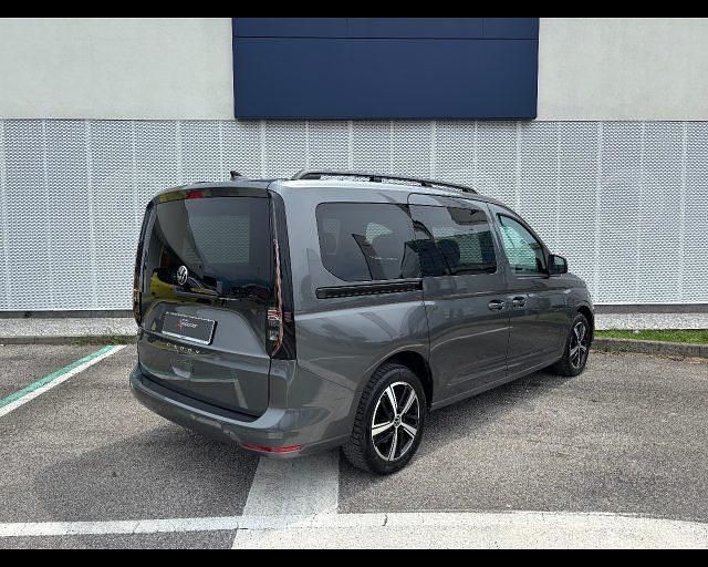 Usata VW Caddy Maxi Life Life 122 CV (89 kW) 2022 Grigiomet. Monovolume
