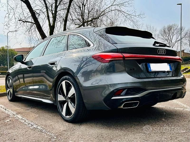 Usata Audi A5 S-Line 204 CV (150 kW) 2025 Grigio Station wagon
