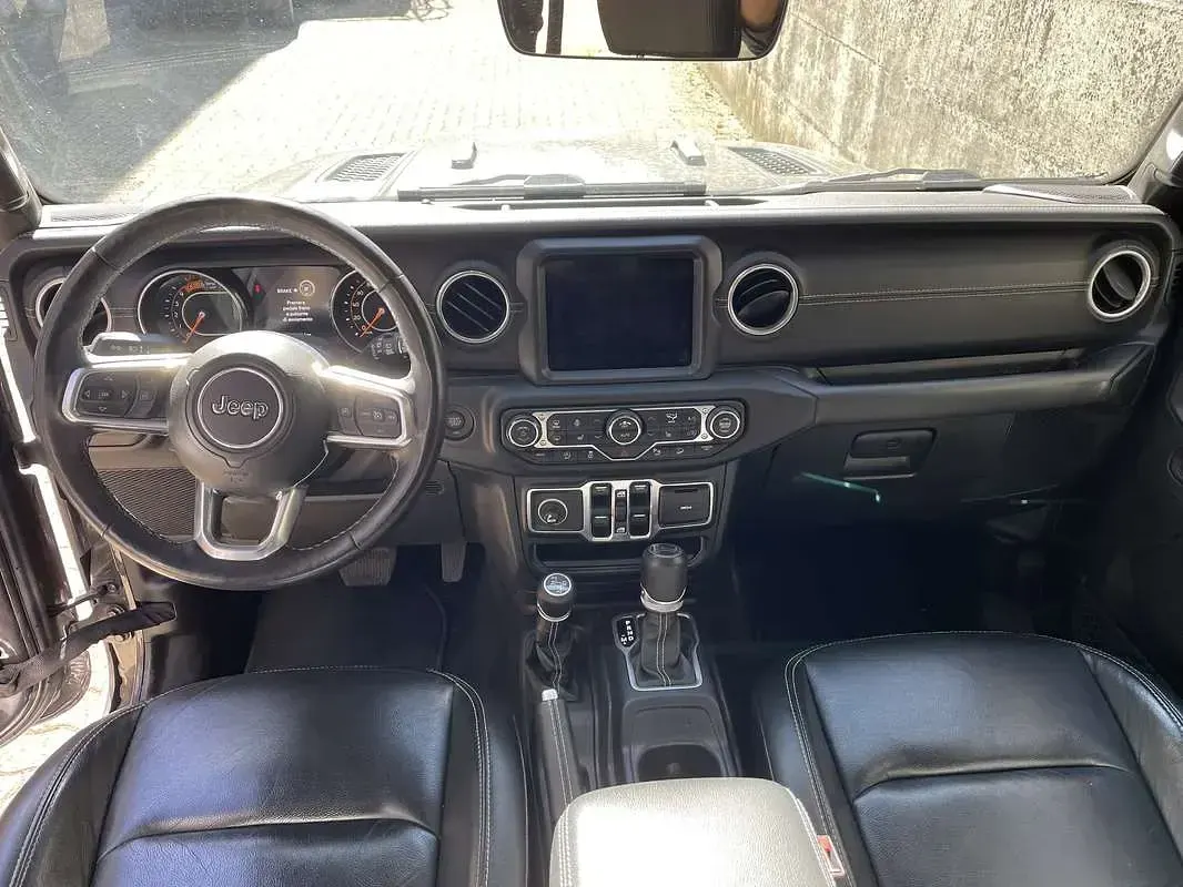 Usata Jeep Wrangler Unlimited Sahara 200 CV (147 kW) 2018 SUV