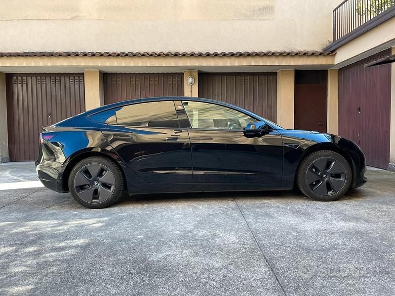 Usata Tesla Model 3 235 kW (320 CV) 2023 Berlina