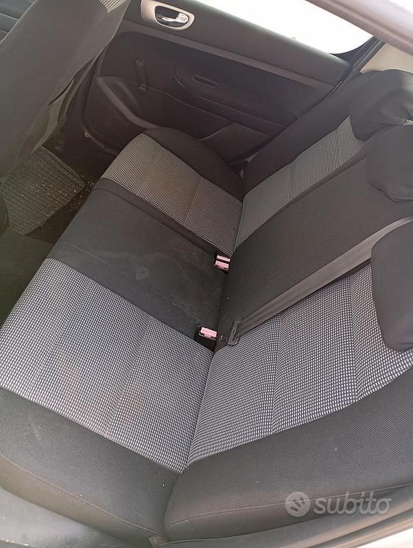 Usata Peugeot 307 2008 Grigio Berlina