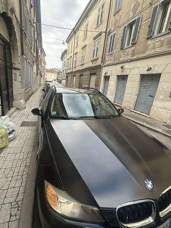 Usata 2008 BMW 320 Station wagon | 4999 € (Buon prezzo) - Immagine 1/4