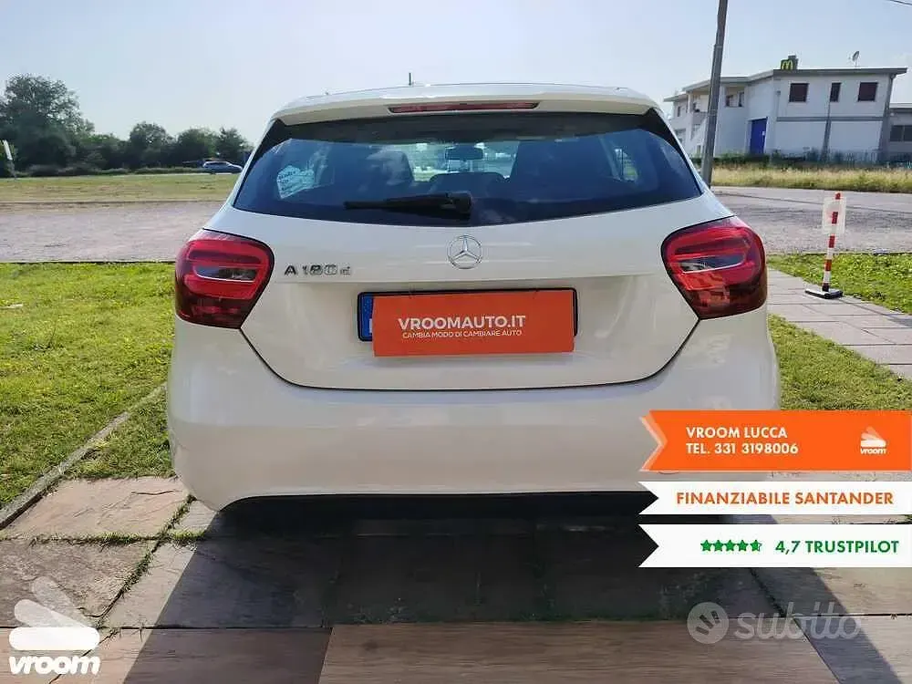 Usata Mercedes A180 109 CV (80 kW) 2018 Berlina