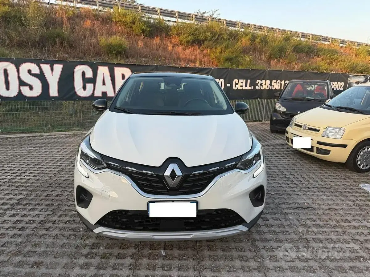 Usata Renault Captur Intens 101 CV (74 kW) 2020 Beige SUV