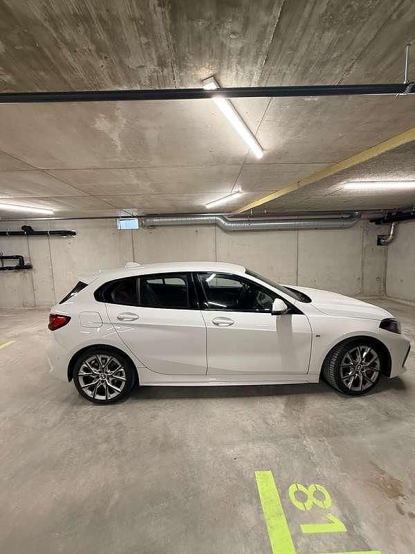 Usata BMW 120 Comfort Edition 178 CV (130 kW) 2023 Bianco Utilitaria