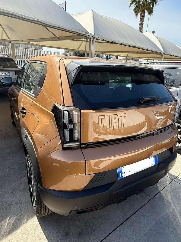 Nuova Fiat Grande Panda Business 101 CV (74 kW) 2025 Arancione Utilitaria