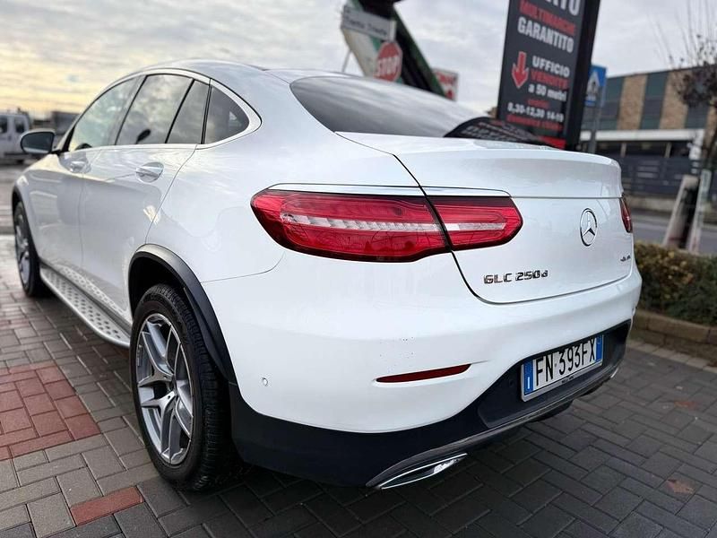 Usata Mercedes GLC250 Premium 204 CV (150 kW) 2018 Bianco Coupé