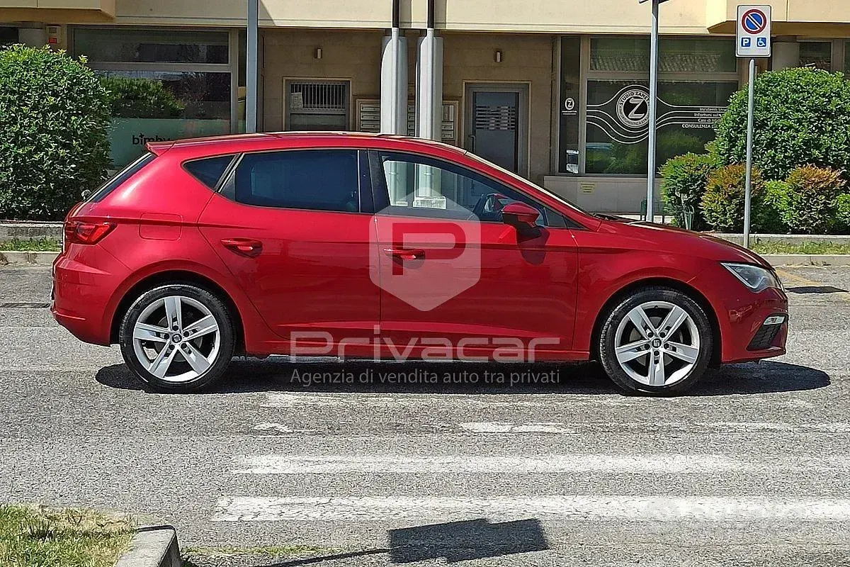 Usata Seat Leon FR 116 CV (85 kW) 2019 Rosso Utilitaria