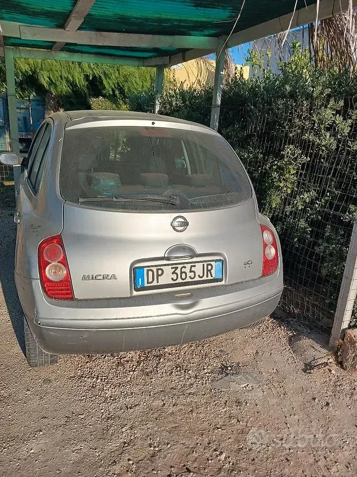 Usata Nissan Micra 86 CV (63 kW) 2007 Grigio Berlina