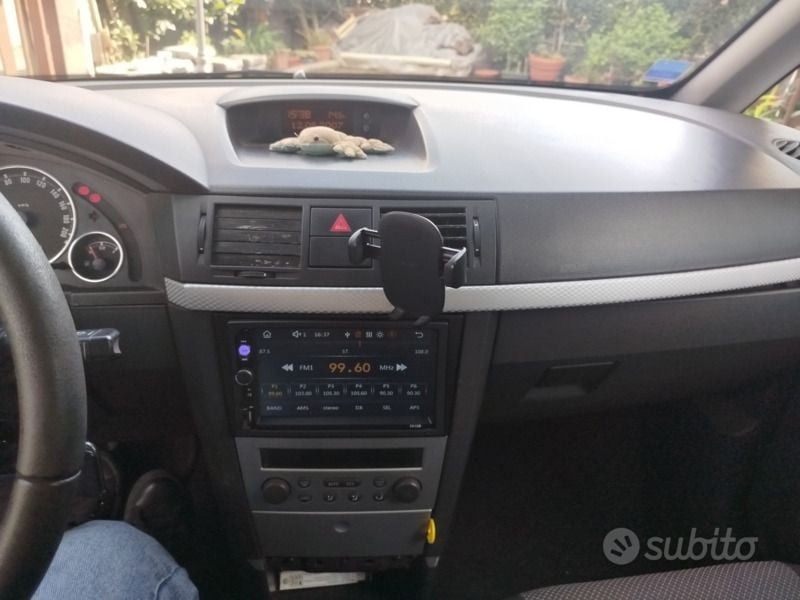Usata 2007 Opel Meriva Monovolume | 1500 € (Ottimo prezzo) - Immagine 1/4