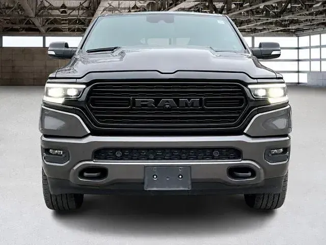 Usata Dodge Ram Limited 401 CV (294 kW) 2022 Grigio