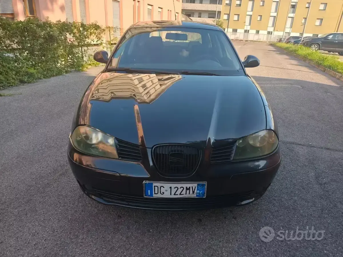 Usata Seat Ibiza Stylance 80 CV (58 kW) 2007 Nero Utilitaria