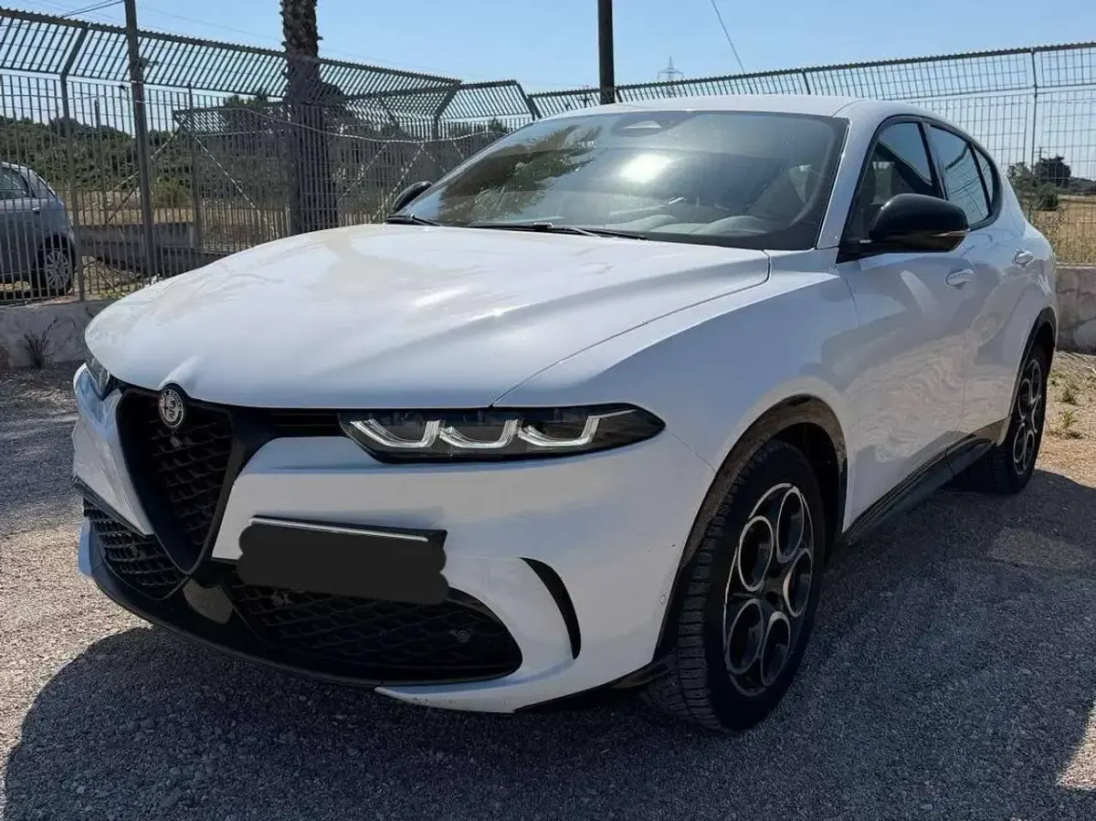 Usata Alfa Romeo Tonale Ti 131 CV (96 kW) 2024 Bianco SUV