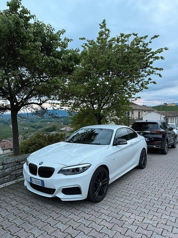 Usata BMW 218 Comfort Edition 136 CV (100 kW) 2018 Bianco Coupé