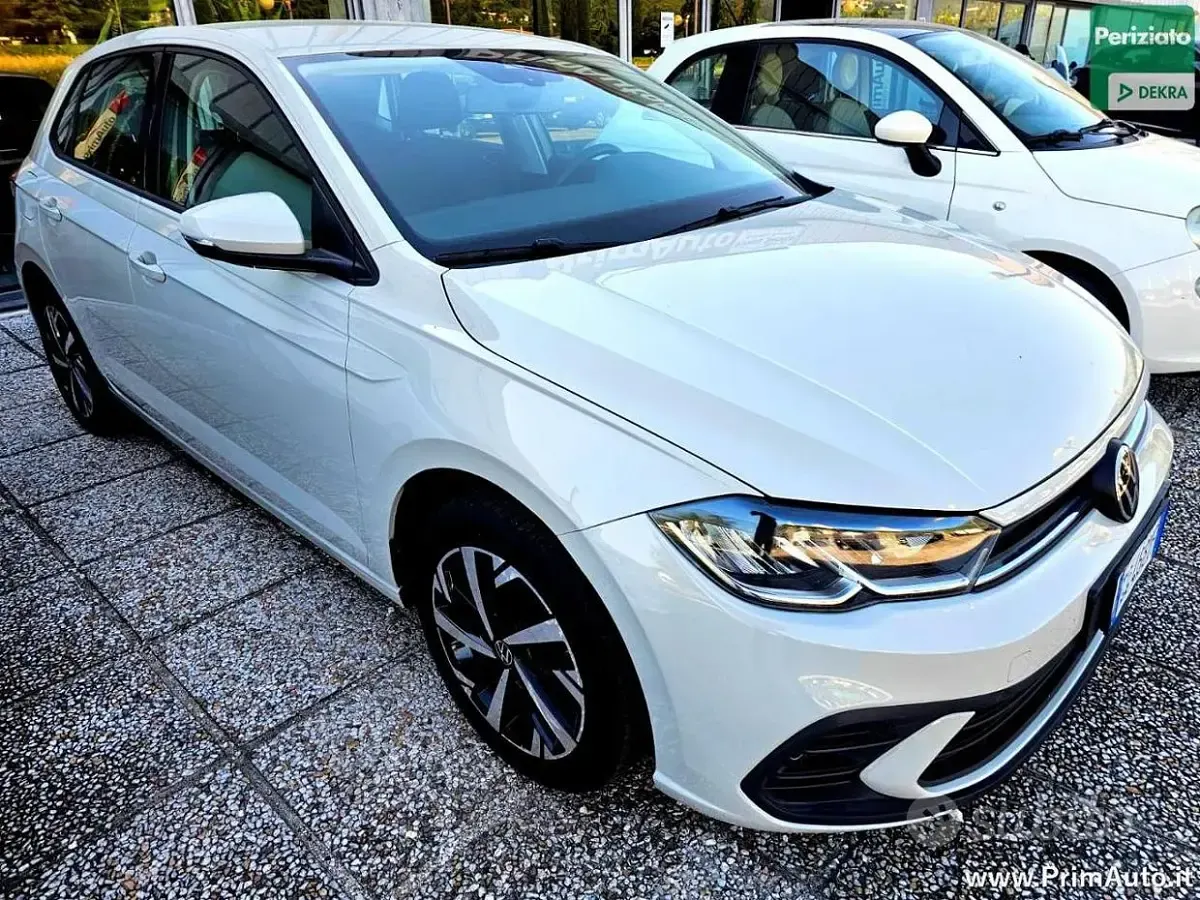 Usata VW Polo Life 95 CV (69 kW) 2021 Beige Utilitaria