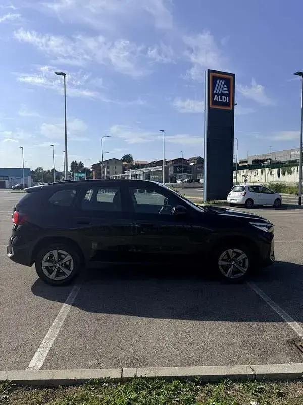 Usata BMW X1 136 CV (100 kW) 2024 Nero SUV