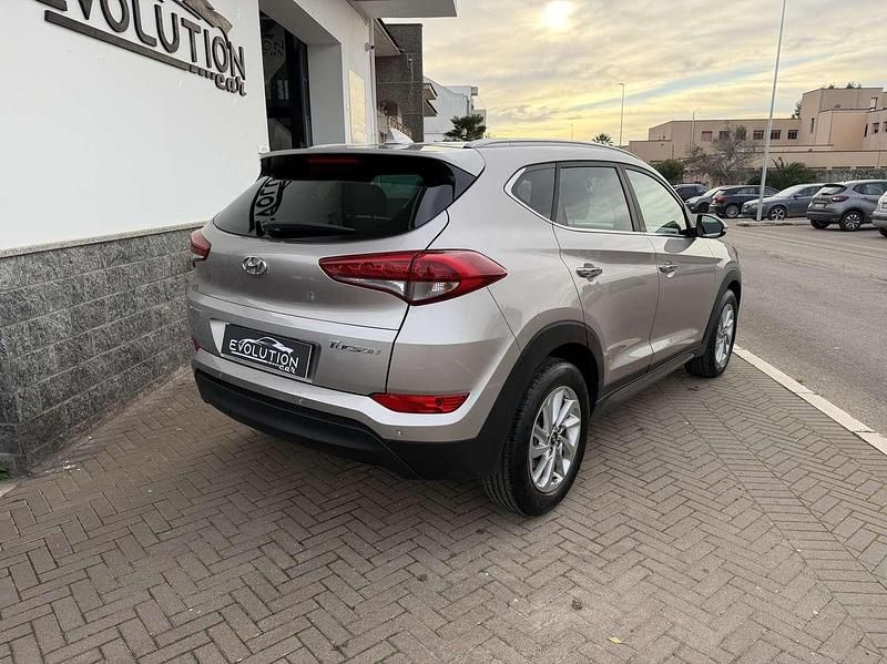 Usata Hyundai Tucson Xpossible 136 CV (100 kW) 2017 Grigio SUV