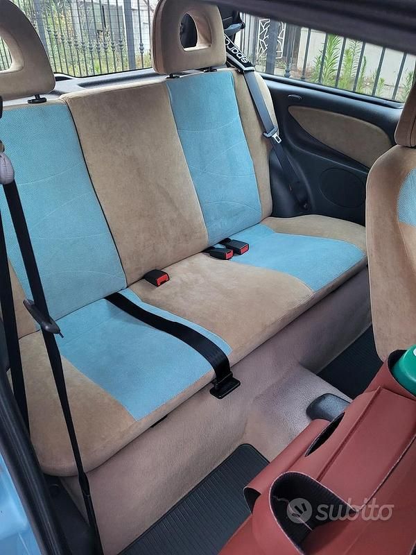 Usata Lancia Ypsilon 60 CV (44 kW) 2002 Blu Utilitaria