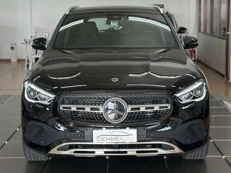 Usata Mercedes GLA200 Premium 150 CV (110 kW) 2023 Nero SUV