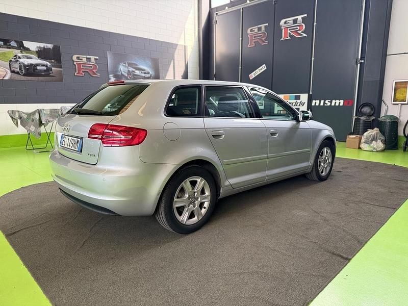 Usata Audi A3 Ambition 105 CV (77 kW) 2012 Argento Utilitaria