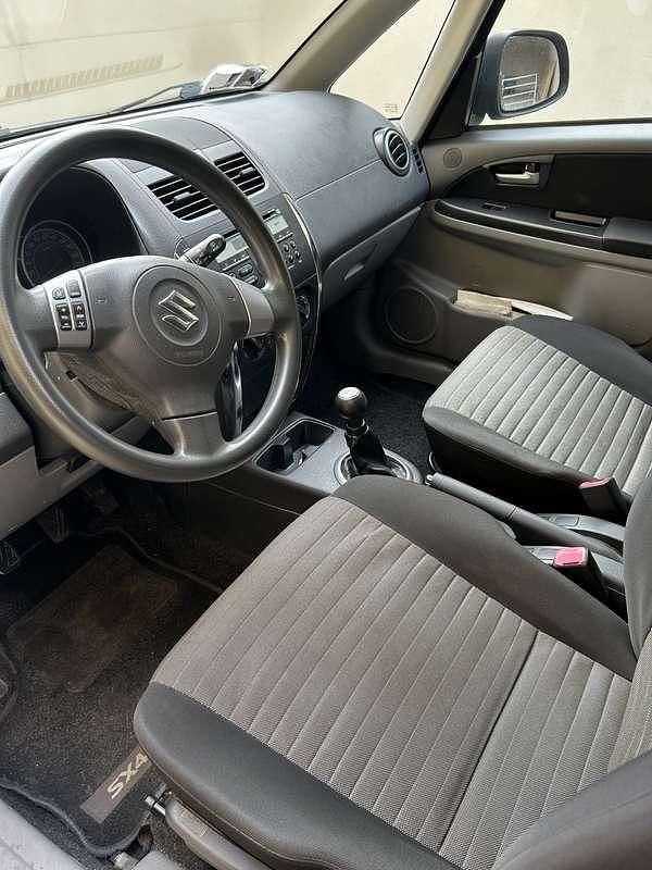 Usata Suzuki SX4 GL 111 CV (81 kW) 2011 SUV