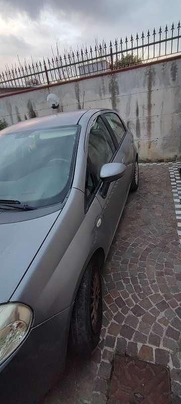 Usata Fiat Grande Punto Dynamic 75 CV (55 kW) 2006 Utilitaria