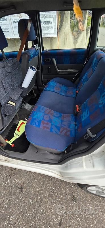 Usata Fiat Punto 60 CV (44 kW) 1998 Bianco Utilitaria