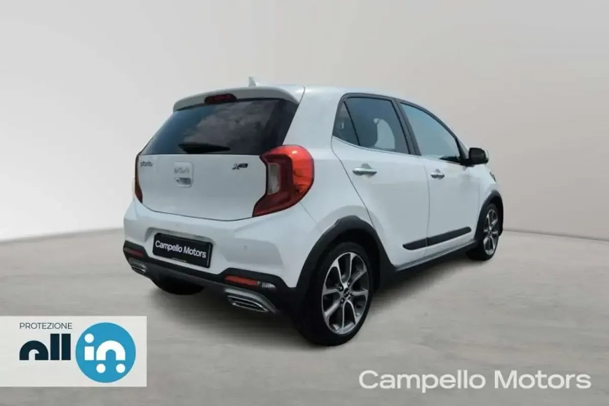 Usata Kia Picanto X-Line 99 CV (72 kW) 2023 Bianco Utilitaria