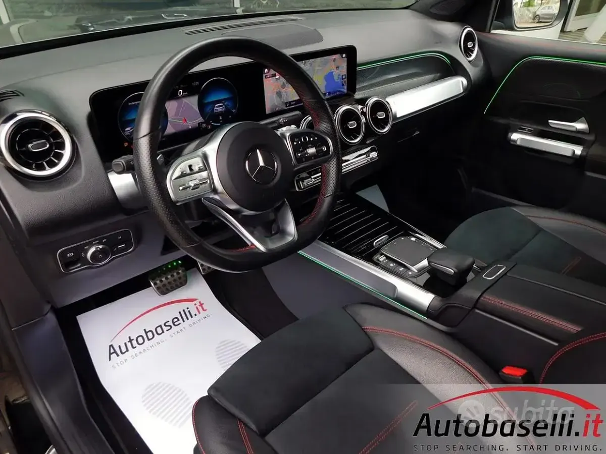 Usata Mercedes GLB200 Premium 150 CV (110 kW) 2022 Nero SUV
