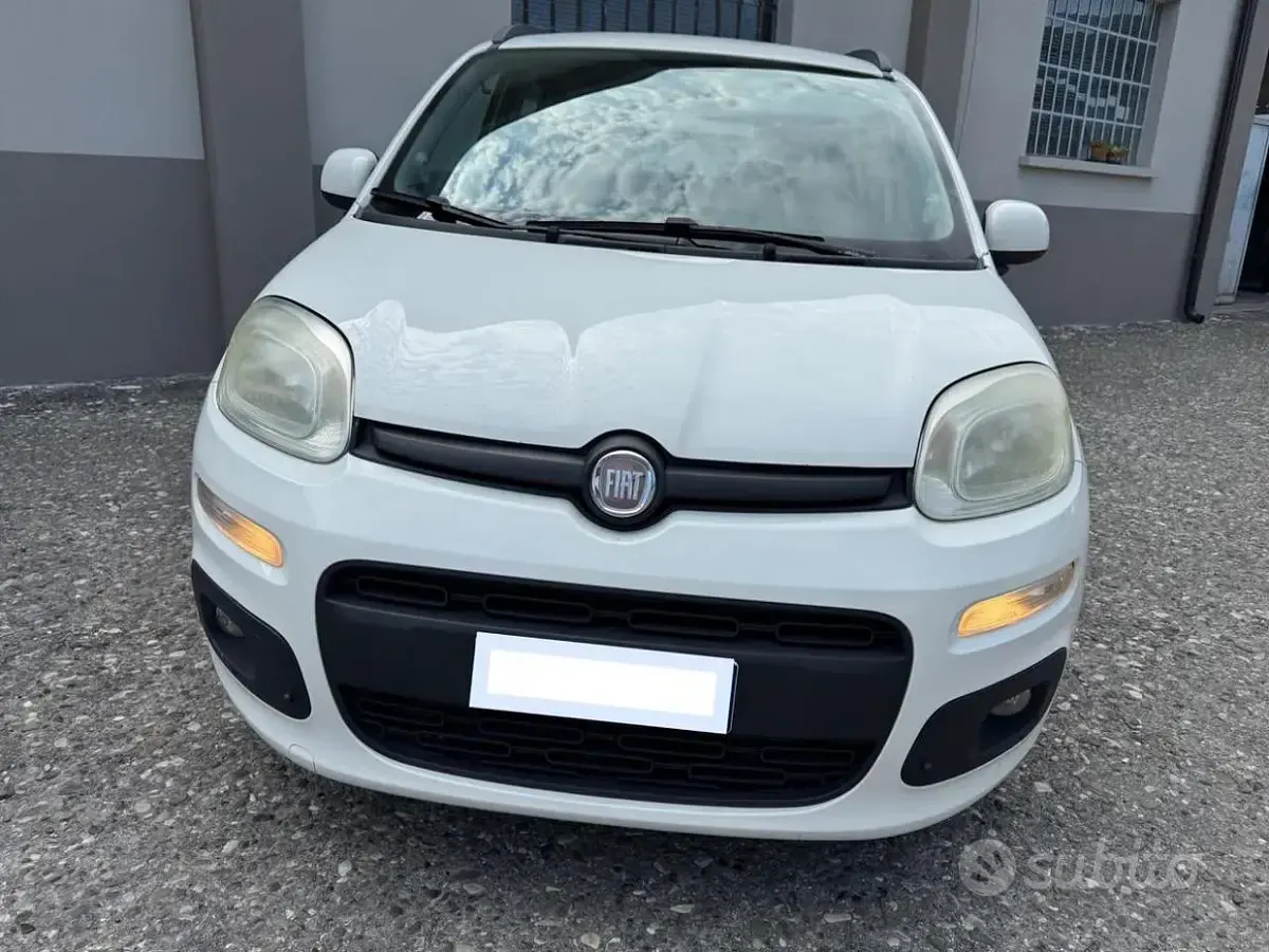 Usata Fiat Panda Easy 75 CV (55 kW) 2012 Bianco Utilitaria
