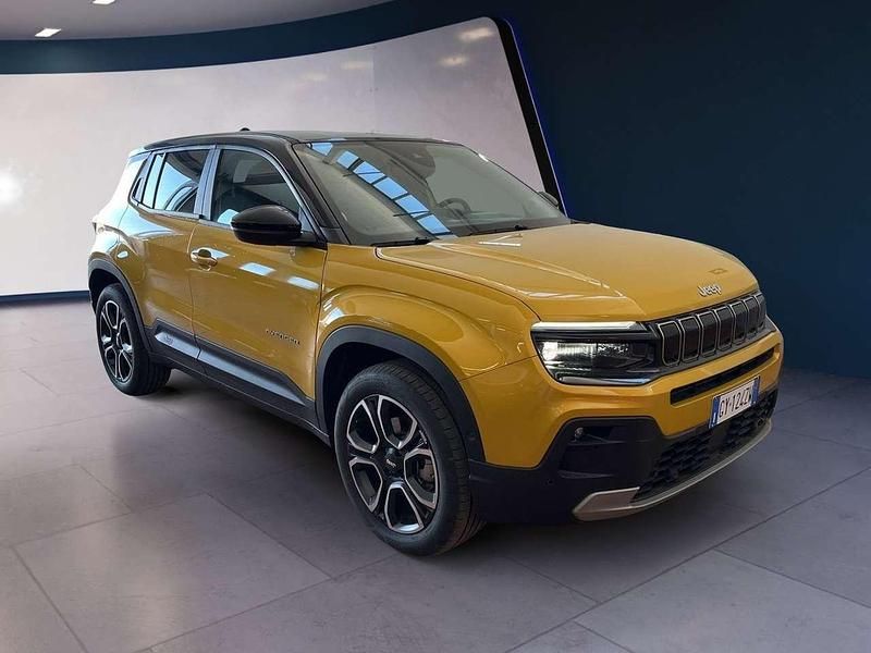 Nuova Jeep Avenger Summit 110 CV (80 kW) 2025 Giallo SUV