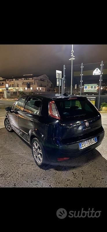 Usata Fiat Punto Evo 75 CV (55 kW) 2010 Nero Utilitaria