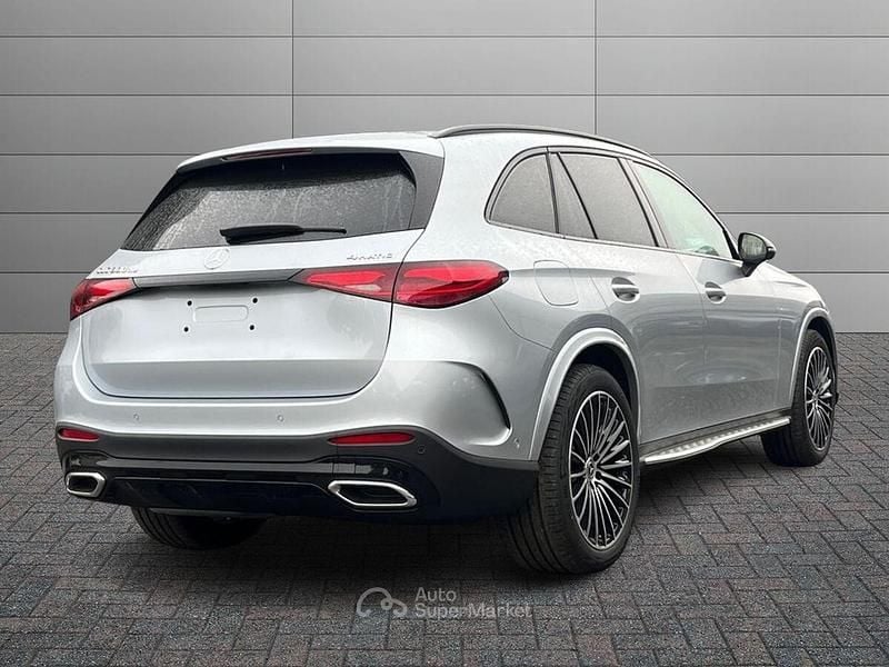 Nuova Mercedes GLC300 197 CV (144 kW) 2026 Argento Pick-up
