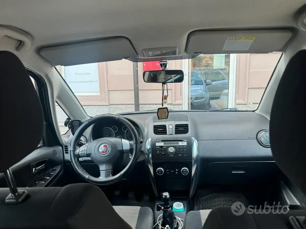 Usata Fiat Sedici 120 CV (88 kW) 2010 SUV