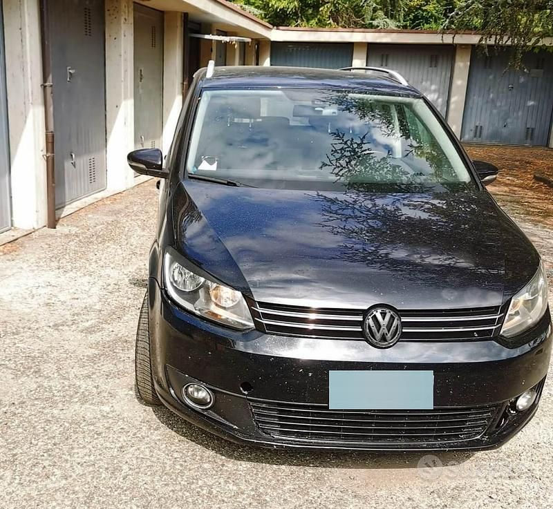 Usata VW Touran Comfortline 150 CV (110 kW) 2012 Nero Monovolume