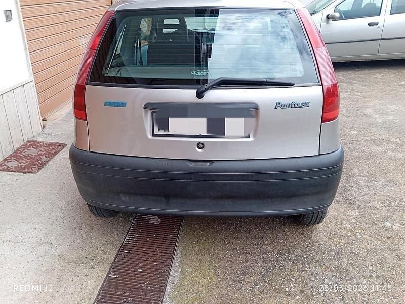 Usata Fiat Punto 60 CV (44 kW) 1996 Berlina