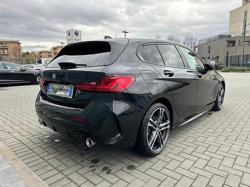 Usata BMW 118 Comfort Edition 150 CV (110 kW) 2019 Nero Utilitaria