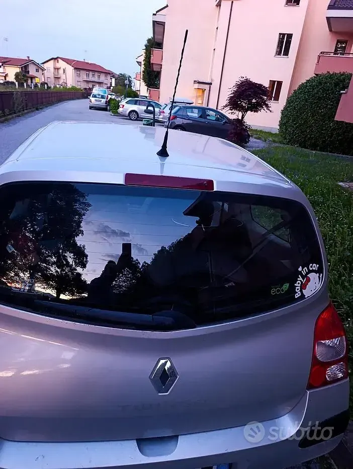 Usata Renault Twingo 58 CV (42 kW) 2008 Utilitaria