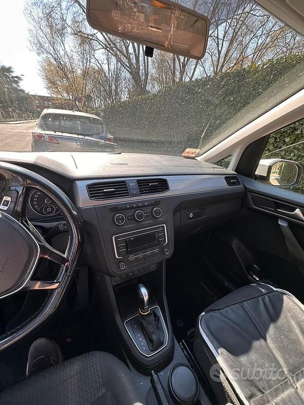 Usata VW Caddy 102 CV (75 kW) 2017 Bianco Monovolume