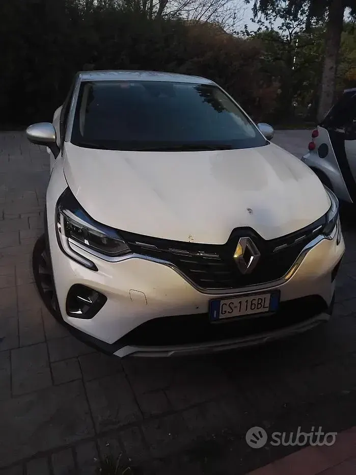 Usata Renault Captur 101 CV (74 kW) 2023 Bianco SUV