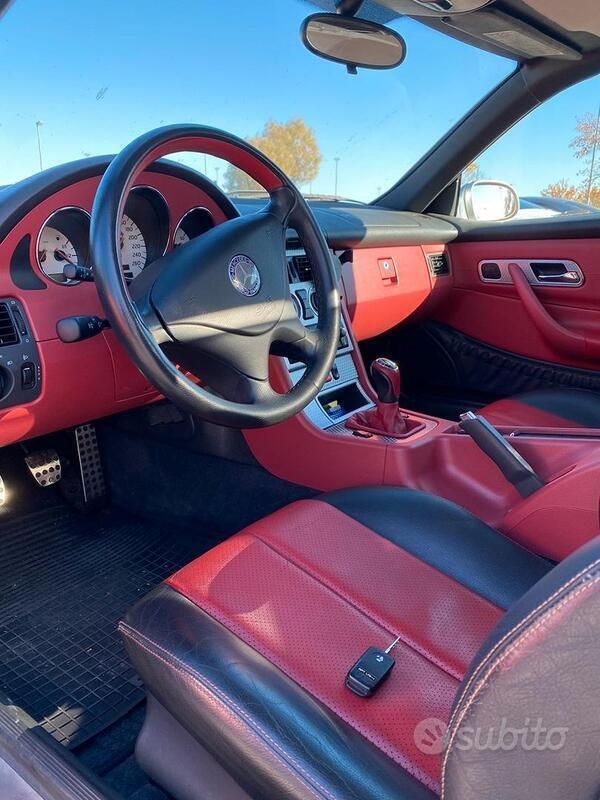 Grigio Usata 2000 Mercedes SLK230 Cabrio | 11.500 € (Buon prezzo) - Immagine 1/4