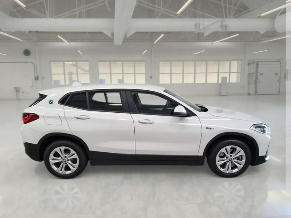 Usata BMW X2 125 CV (91 kW) 2023 Bianco SUV