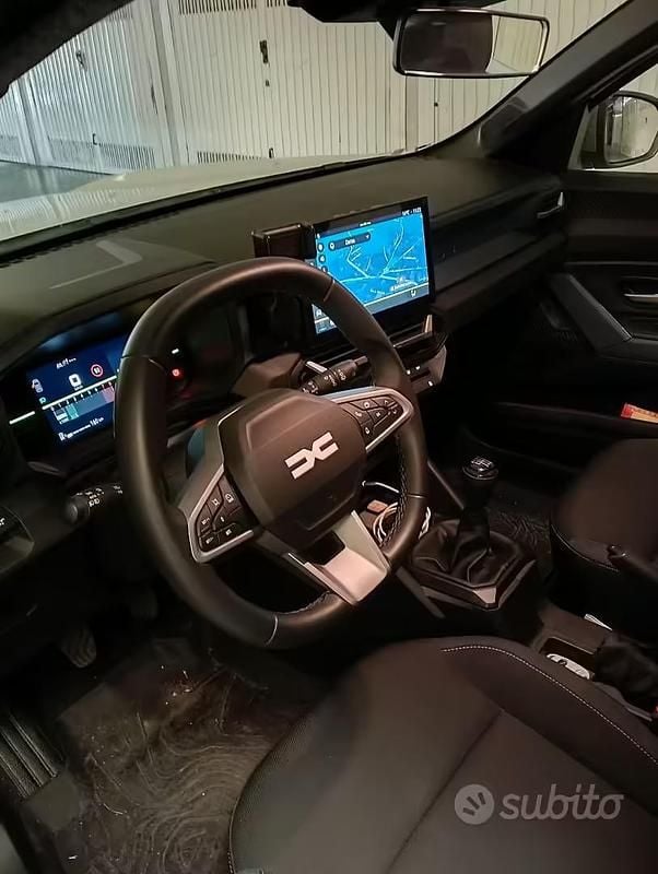 Usata Dacia Duster 2025 Bianco Monovolume