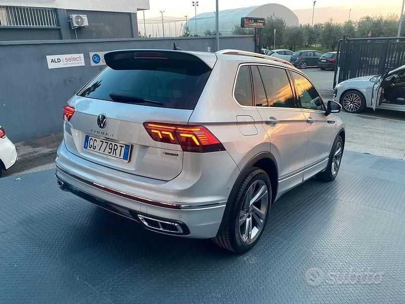 Usata VW Tiguan R 200 CV (147 kW) 2021 Grigio SUV