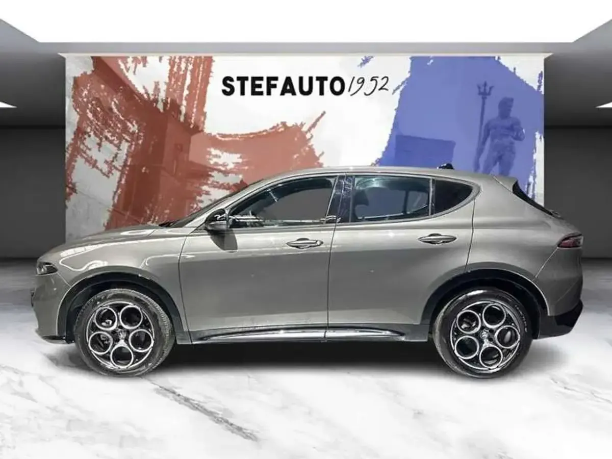 Usata Alfa Romeo Tonale Sprint 131 CV (96 kW) 2024 Grigio SUV