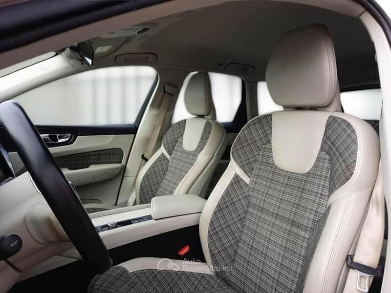 Usata Volvo XC60 190 CV (139 kW) 2019 Bianco SUV